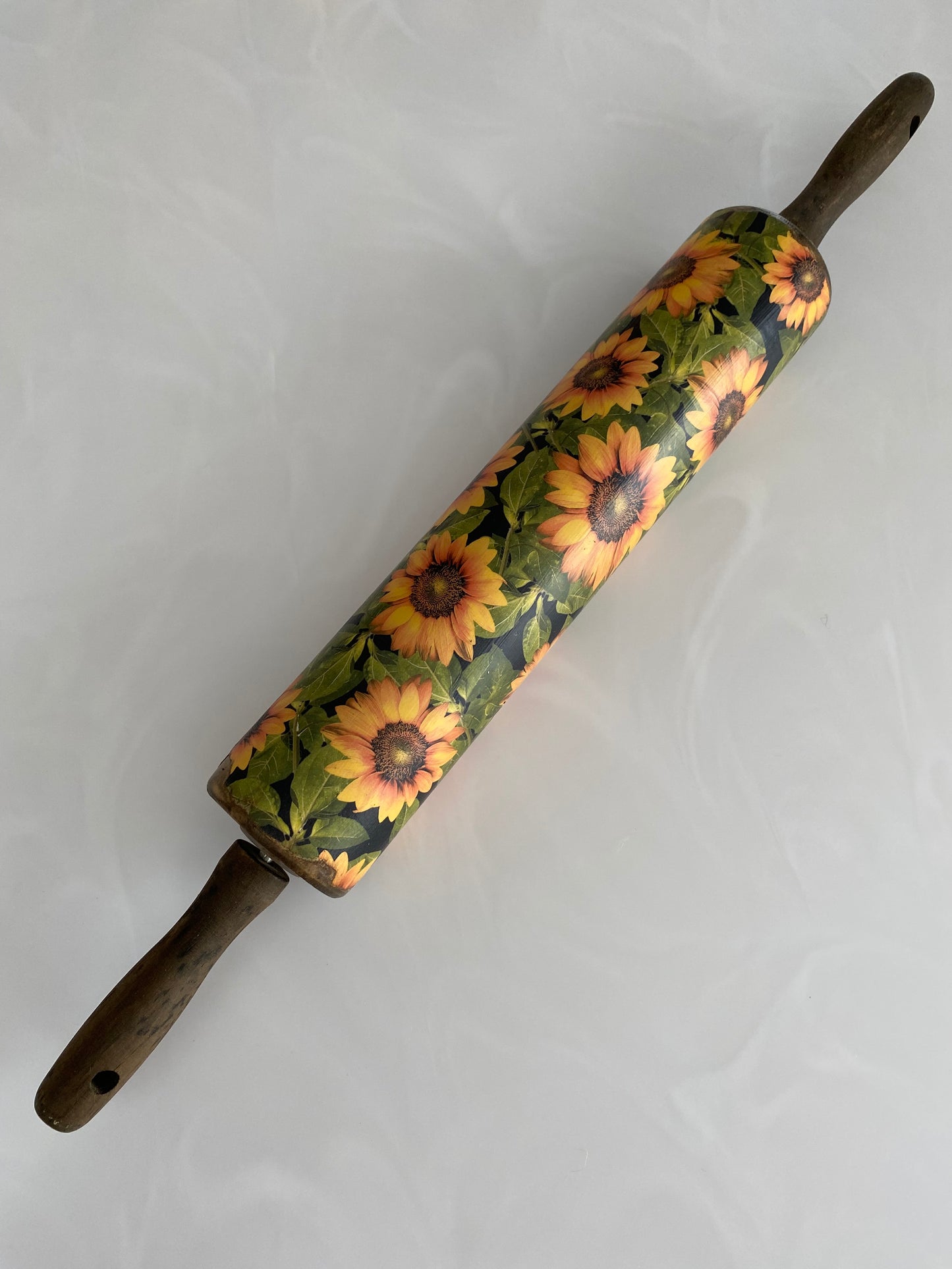 Antiqued Sunflower Rolling Pin Decor