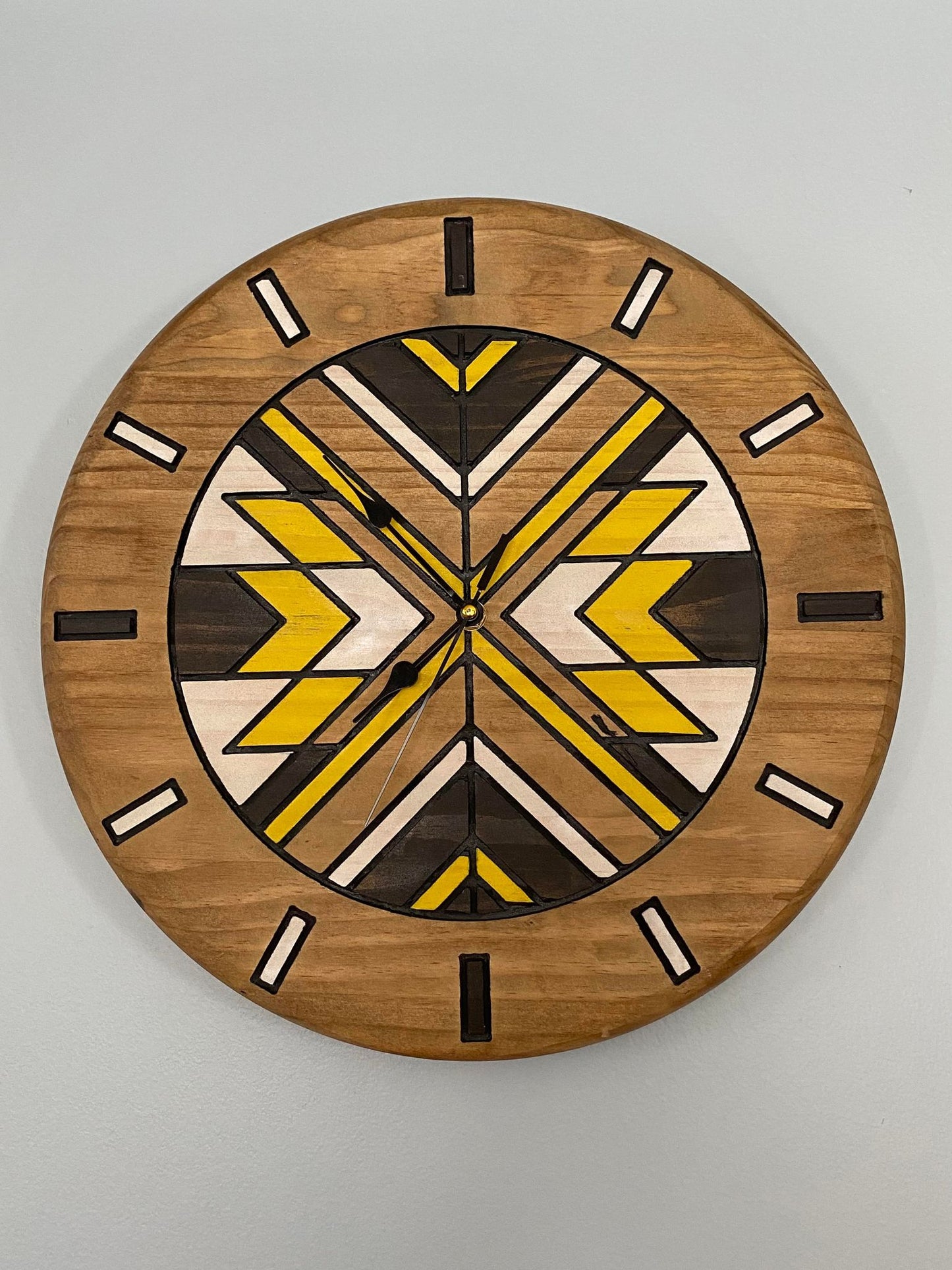 Hand Crafted Wood Quilt Pattern Clock